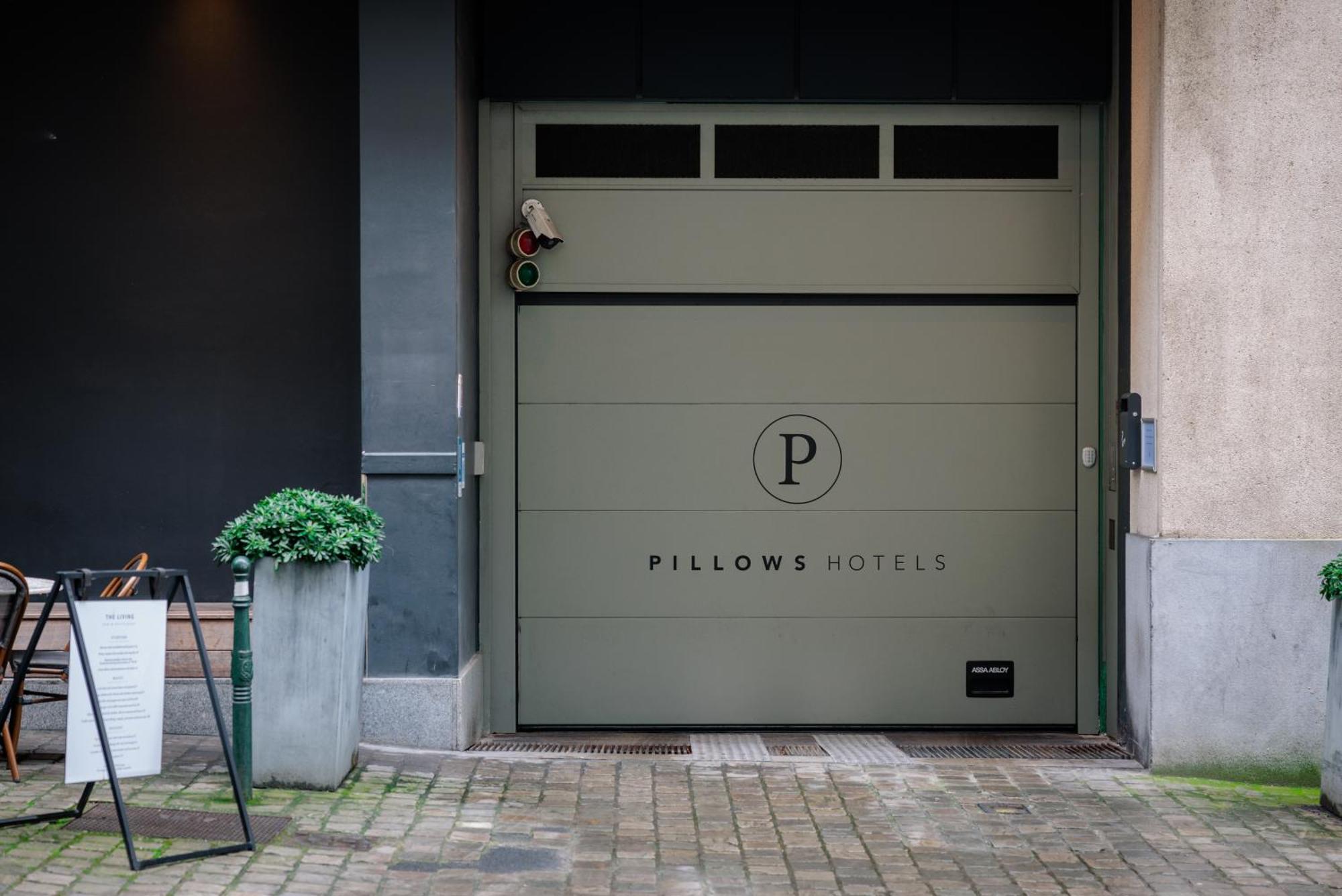 Pillows City Hotel Brussels Centre Exterior photo